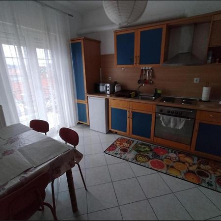 S.T Family Apartement Kalampaka Exteriör bild